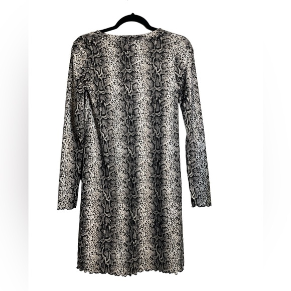 Good Luck Gem | Snake Print Long Sleeve Ribbed Dress NWT Size Small - Picture 6 of 6